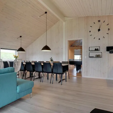 Holiday home Vara - 800m From The Sea In Sealand By Interhome